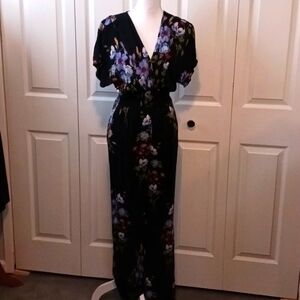 American Eagle, Size XS, Black Floral Jumpsuit with Flutter‎ Sleeves